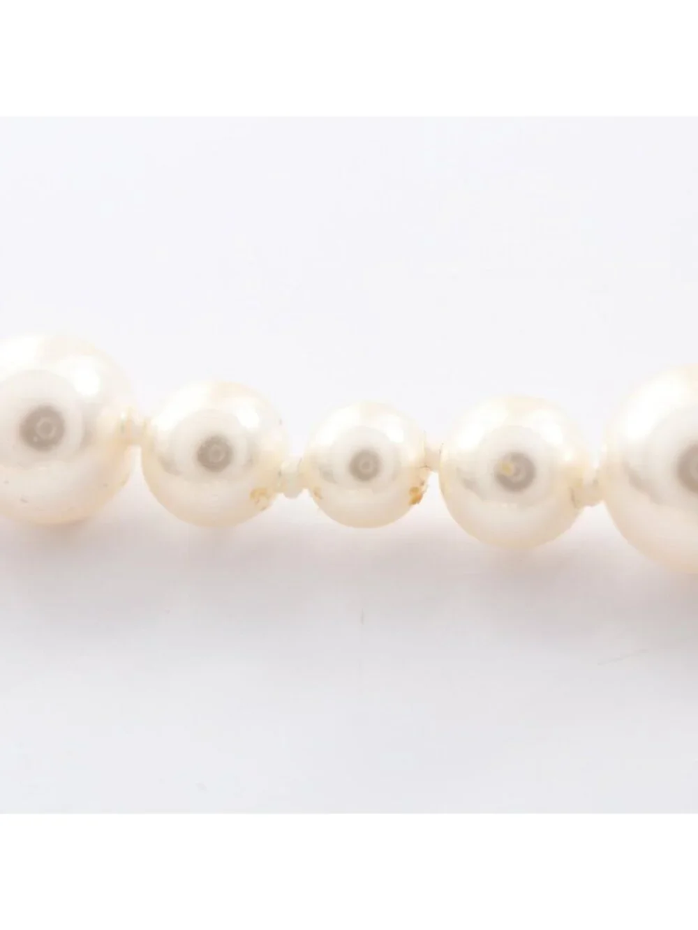 Chanel Necklace CC Logo White Pearl